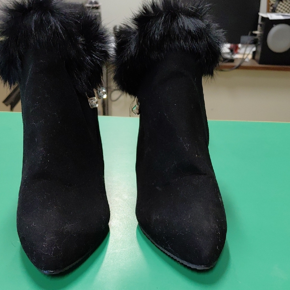 Black Faux Fur Trim Women's Ankle Boots